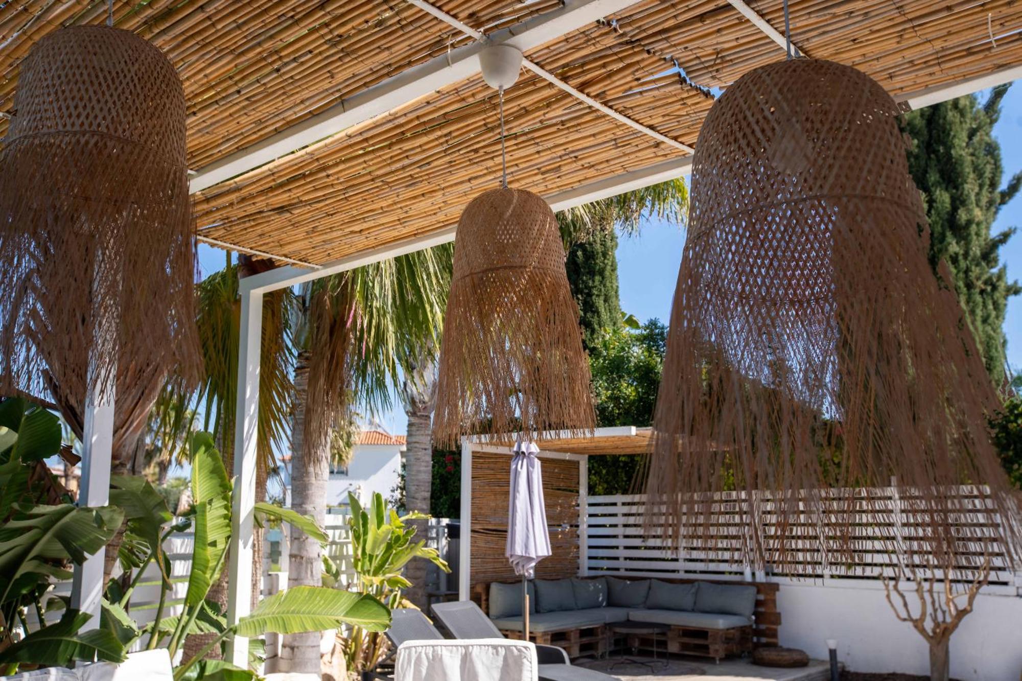 Phaedrus Living: Luxury Oceania * Ayía Nápa